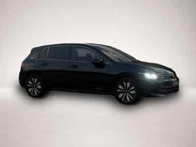 VW Golf (2025) - Photo 2