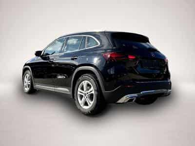 Mercedes GLA 200 (2025) - Photo 2