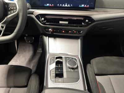 BMW 330 XDRIVE PACK M (2024) - Foto 11