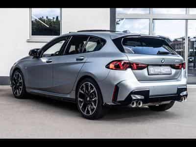 BMW M135 i XDRIVE (F70) - FACELIFT - FROZEN PURE GREY METALLIC (2025) - Photo 3