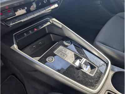Audi A3 35 TFSI 150 S-TRONIC (2021) - Photo 8