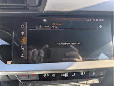 Audi A3 35 TFSI 150 S-TRONIC (2021) - Photo 12