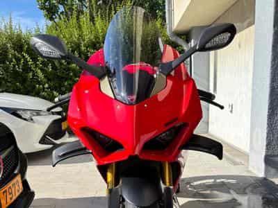 Ducati Panigale V4S (2023) - Photo 1