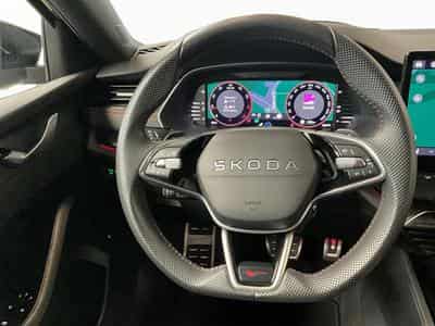 Skoda Octavia RS+DSG+P.Assisted+Stand.H.+Head-up (2025) - Foto 10