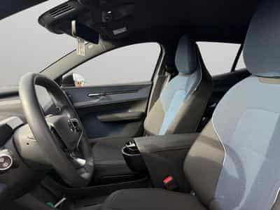 Volvo EX30 Single Motor Extended Range Plus (2024) - Photo 10
