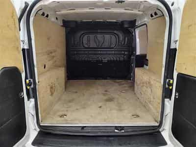 Fiat Doblo 1.6 MJET Cargo CLIM / CARPLAY (2023) - Foto 14