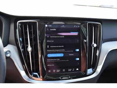Volvo V60 2.0 B4 Plus Dark Geartronic PANO CUIR MEMO CAM360 HARMAN 1°M (2025) - Photo 15