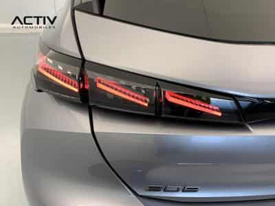 Peugeot 308 HYBRID 145 E-DCS6 ALLURE (2026) - Photo 11