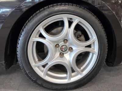 Alfa-Romeo Mito 1.3 JTDM 95 NAVI (2010) - Photo 10