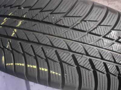 Tires – 17 - Photo 1