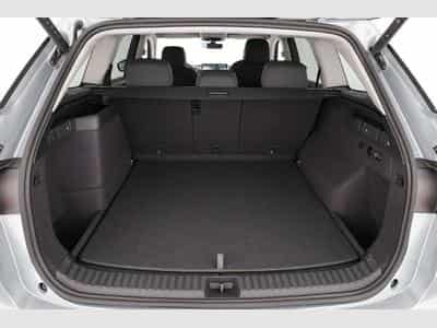 Skoda Kodiaq 1.5 TSI iV 150 kW Selection (2026) - Foto 12