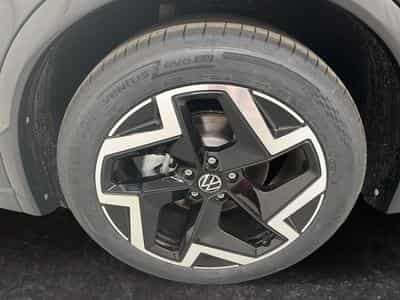 VW Tiguan R-Line (2026) - Photo 9
