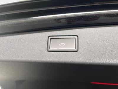 VW Tiguan R-Line (2026) - Photo 11