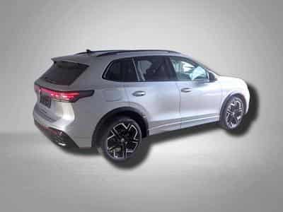 VW Tiguan R-Line 1.5 eTSI 7-Gang-DSG (2026) - Foto 3