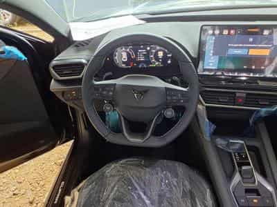 Cupra Leon VZ 2.0 TSI (2026) - Photo 8
