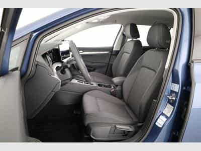 VW Golf Variant 1.5 eTSI 110 kW Life (2026) - Photo 9