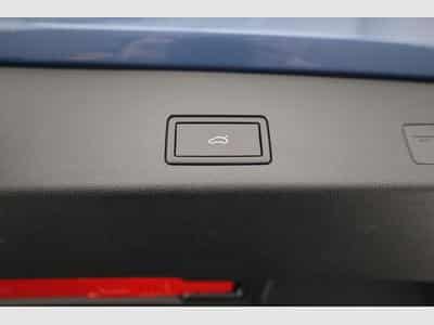 VW Golf Variant 1.5 eTSI 110 kW Life (2026) - Photo 14
