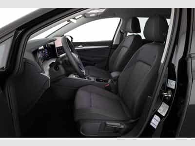 VW Golf Variant 1.5 eTSI 110 kW Life (2026) - Photo 9