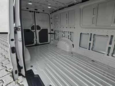 VW Crafter 30 mittellang FWD (2026) - Photo 13
