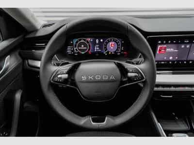 Skoda Octavia Kombi 1,5 TSI (2026) - Foto 9