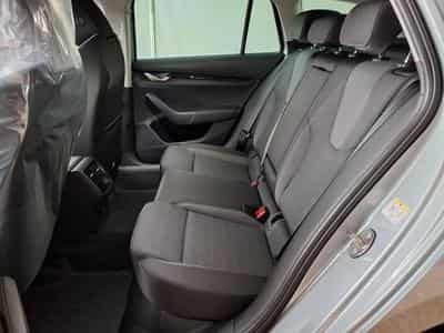 Skoda Octavia Selection 2.0 TDI 7-Gang-DSG (2026) - Photo 6