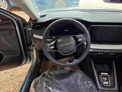 Skoda Octavia Selection 2.0 TDI 7-Gang-DSG (2026) - Photo 8