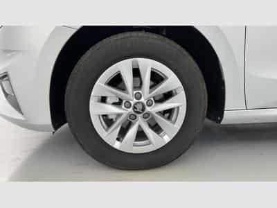 Skoda Fabia Selection (2025) - Photo 12