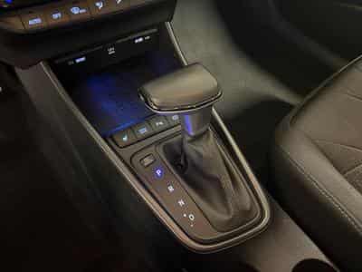 Hyundai Bayon 1.0 TGDi 100 48V 7DCT Sky (2022) - Photo 14
