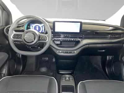 Fiat 500 500e 42 kWh LIMO (2023) - Photo 5