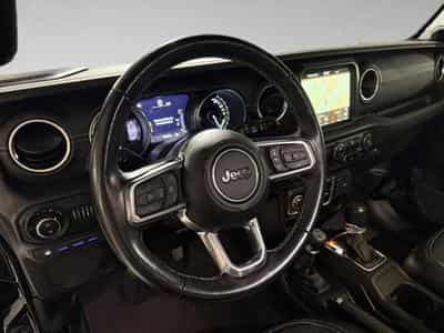 Jeep Wrangler 2.0 T-GDi Unlimited Sahara Automatik (2023) - Photo 9