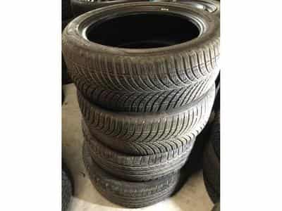 Pneus toutes saisons 18" 215/50 R18 92W (2026) - Foto 1