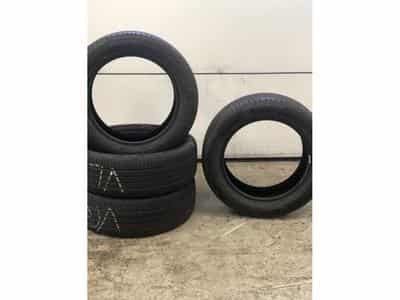 Tires – 17" - Photo 1