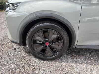 DS Automobiles DS7 E-TENSE 225 PERFORMANCE LINE + (2024) - Photo 9