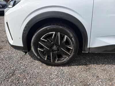 Peugeot 5008 HYBRID 145 ALLURE E-DCS6 (2025) - Photo 9