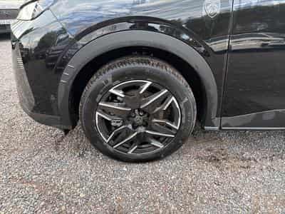 Peugeot 5008 HYBRID 145 GT E-DCS6 (2025) - Photo 9
