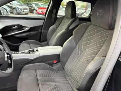Peugeot 5008 HYBRID 145 GT E-DCS6 (2025) - Photo 12