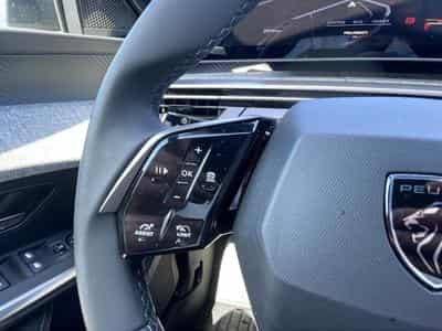 Peugeot 5008 HYBRID 145 ALLURE E-DCS6 (2025) - Photo 12