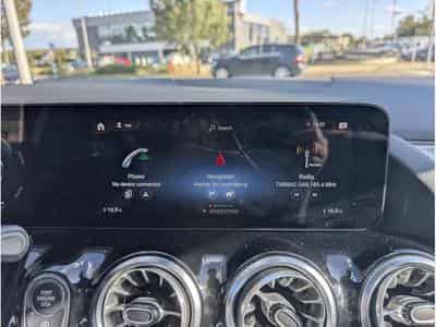 Mercedes GLA 200 163CV 7G-TRONIC * GARANTIE 36 MOIS * (2022) - Photo 11