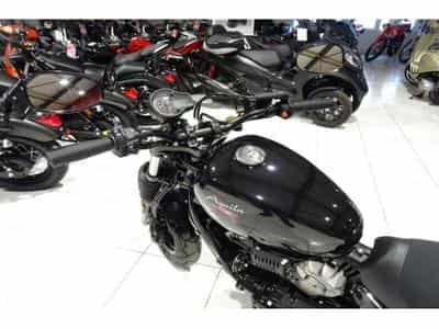 Hyosung Aquila BOBBER V-TWIN (2024) - Photo 5