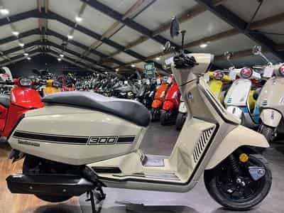 Lambretta X-300 (2024) - Photo 1