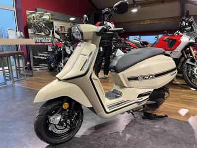 Lambretta X-300 (2024) - Photo 2