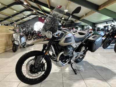 Moto Guzzi V85 TT TRAVEL (2026) - Photo 2