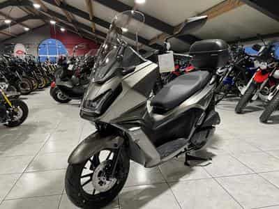 Kymco Skytown 50 (2025) - Photo 2