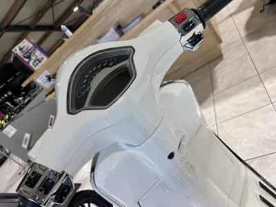 Vespa Elettrica 45 Km/h (2026) - Photo 6