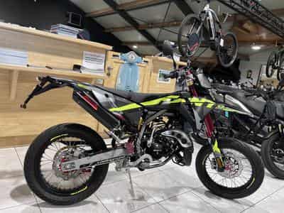 Fantic Motard 2T COMPETITION (2025) - Photo 1