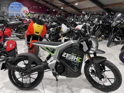 Zeeho C!ty Sport 3500 W ROAD autonomie  74 km  homologuée 45 Km/h. (2026) - Photo 1