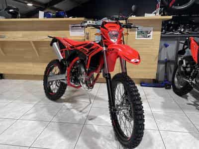 Beta R Enduro SPORT 2T (2026) - Photo 7