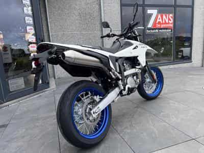 Suzuki DR-Z 400 Supermotard (2026) - Photo 3