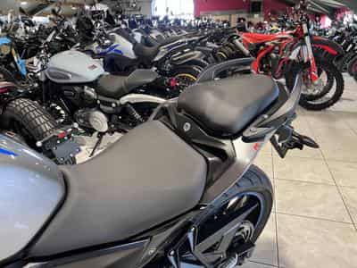 Voge 500r GRIS (2022) - Photo 6