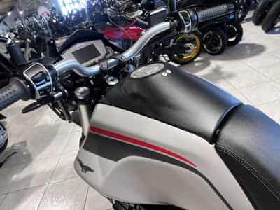 Moto Guzzi V85 TT TRAVEL 35 KW (2024) - Photo 6